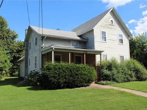 121 Temperance St, Albion, NY 14411