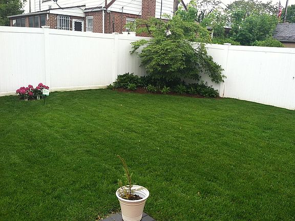 Inground lawn sprinkler