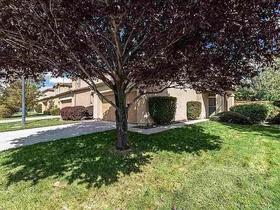 3rd image of 2416 Roman Dr