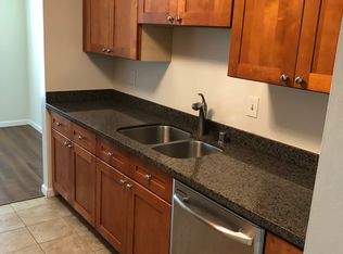 990 Mangrove Ave #C, Sunnyvale, CA 94086