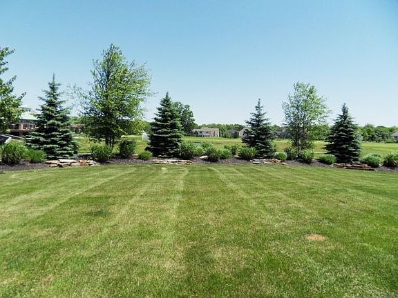 3rd image of 7331 Bellerive Dr