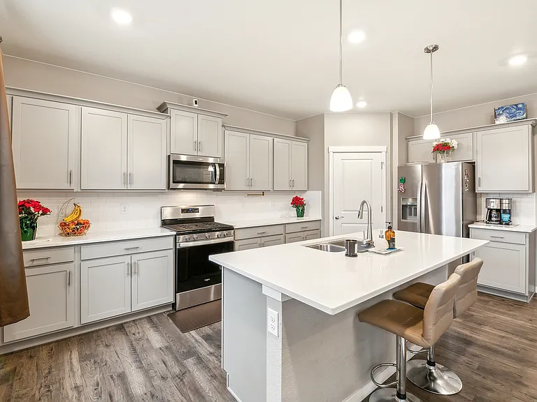 833 Vixen Dr — Photo 10