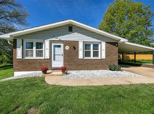 643 Mark Dr, Waterloo, IL 62298