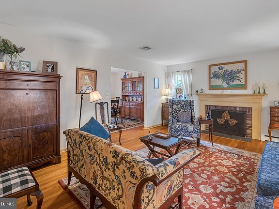 4th image of 2649 Stephenson Dr