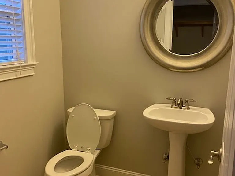 121 Charles Towne Ln — Photo 17