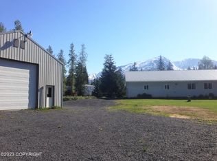 33129 Brierwood Ave, Seward, AK 99664