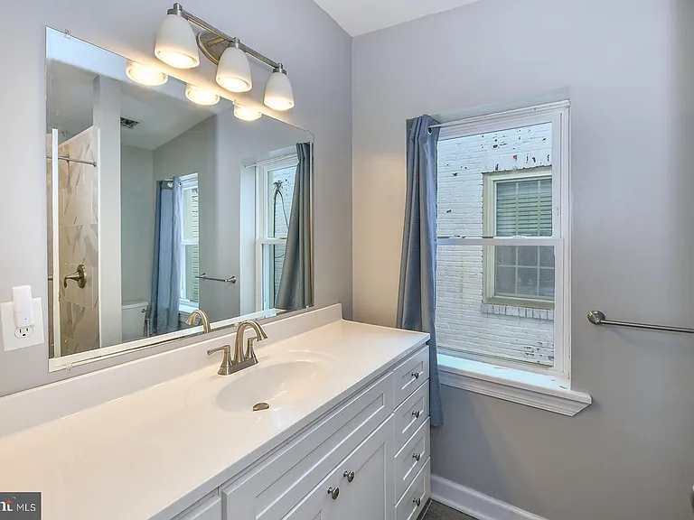 3031 Odonnell St — Photo 24