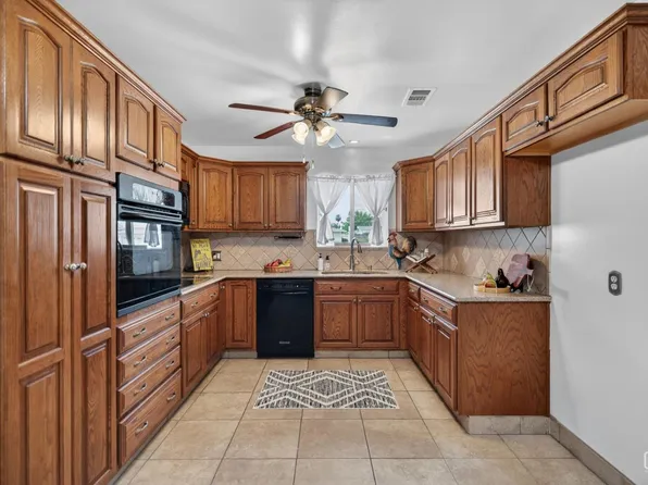 5904 Webb Way, Bakersfield, CA 93307