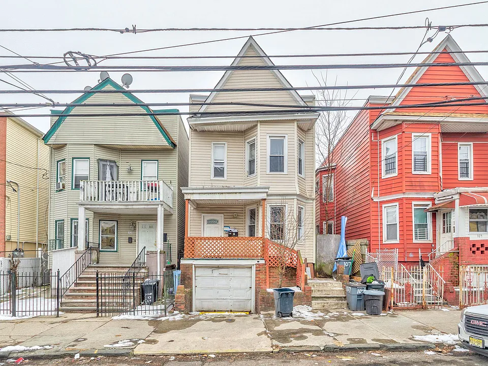 107 Grant Ave #1