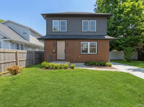 2532 Washington Avenue, Oceanside, NY 11572