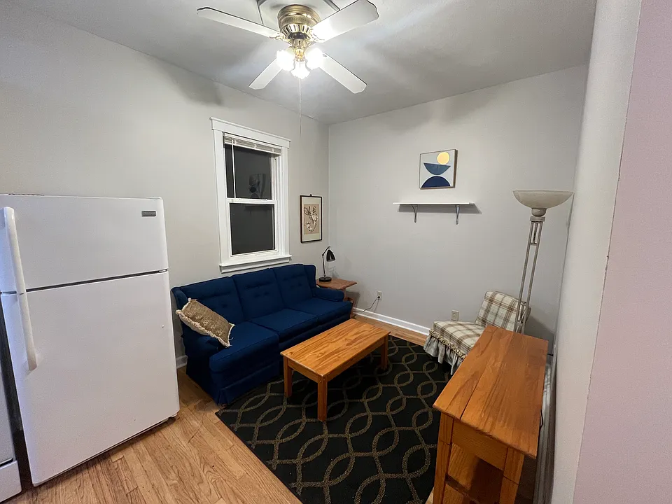 101 Comstock Ave #3
