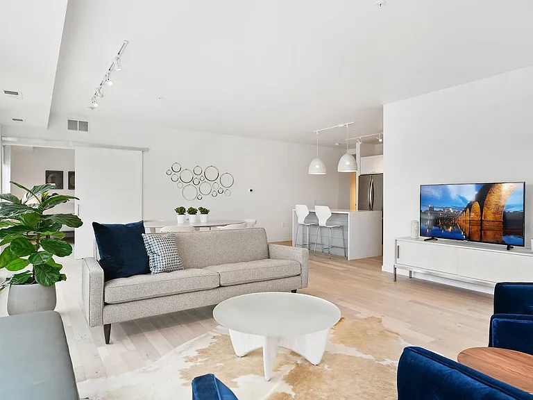 ZEO Apartments — Photo 25