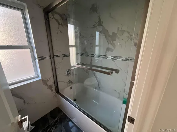 78-32 87th Avenue image 10 of 15