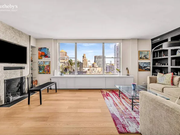 169 East 69th Street image 1 of 12