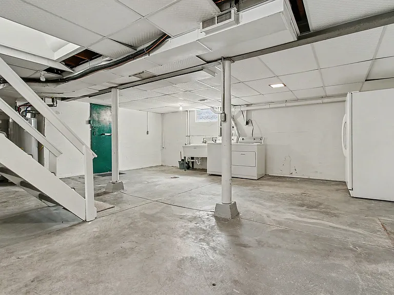 4515 Camberwell Rd — Photo 21