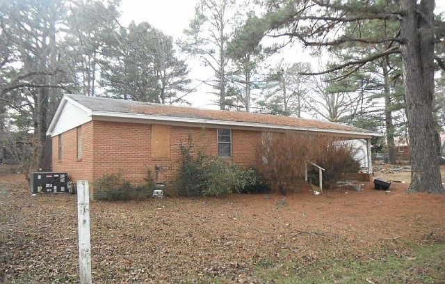 1st image of 105 Johnson Dr