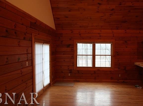 2nd image of 1 Essex Ct