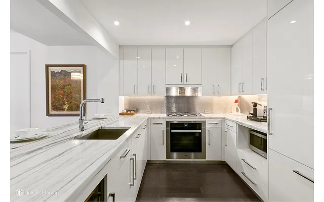 Rented by Douglas Elliman | media 34