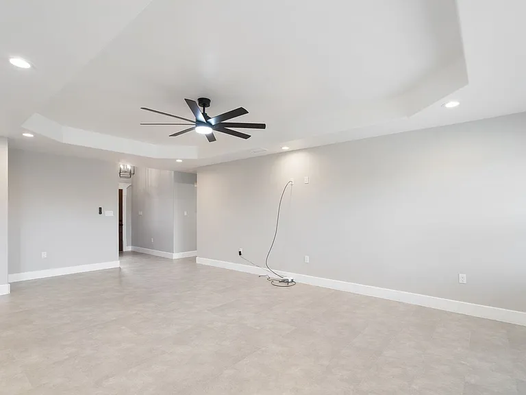 105 Noahy Dr — Photo 6