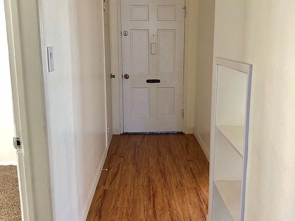 3rd image of 8836 Calden Ave