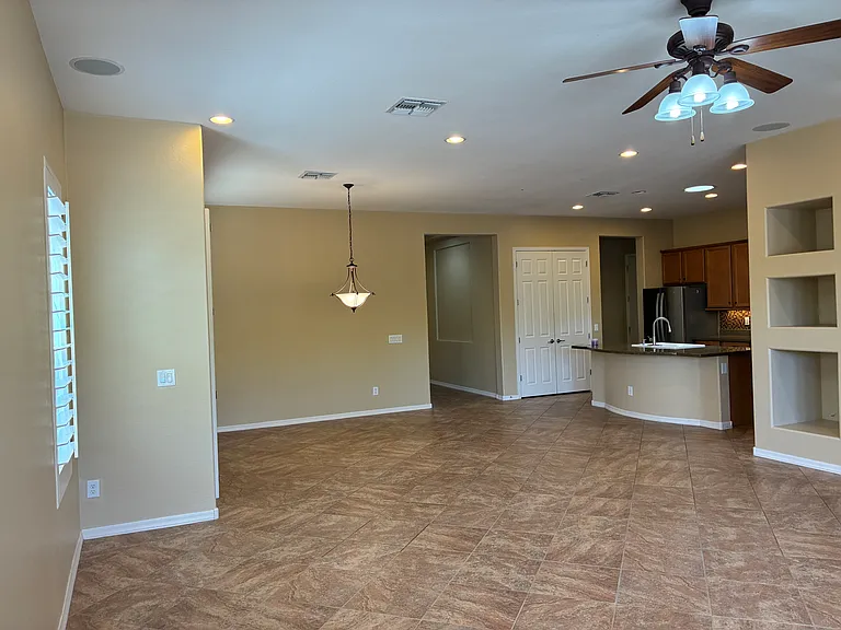 20973 W Cora Vis — Photo 14