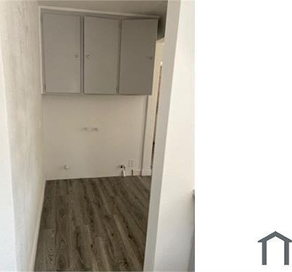 4th image of 6329 10th Ave
