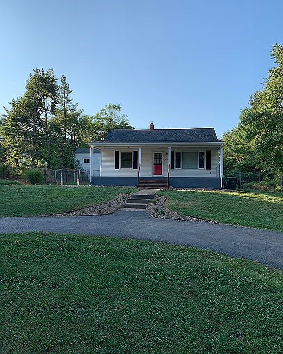 1st image of 1715 Woodshill Ln