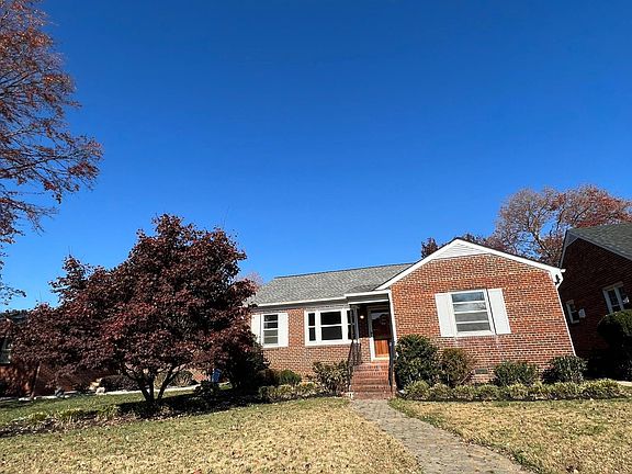 2nd image of 4620 Stuart Ave