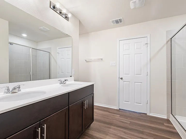 201 Katie Elder Dr — Photo 36