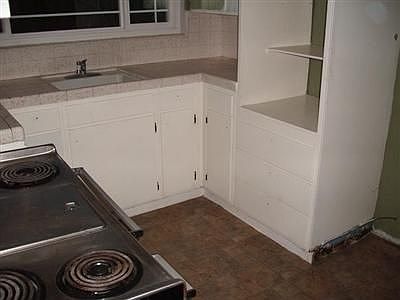 3rd image of 6944 Birchwood Cir