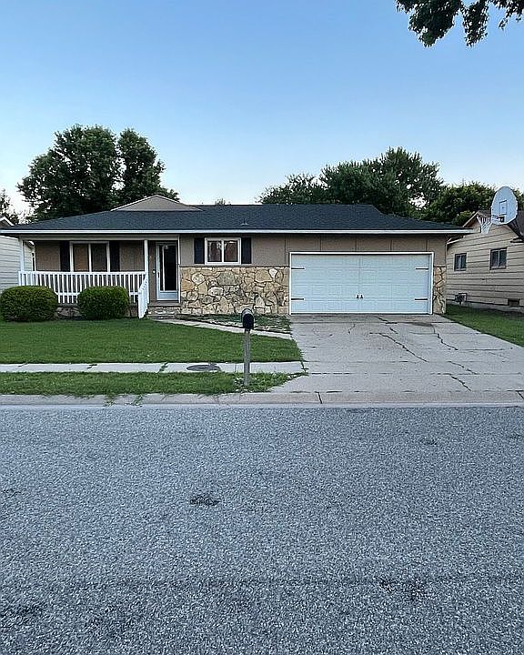 1st image of 1303 E 26th Ave