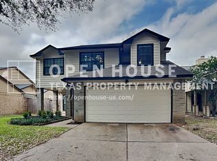 2010 Creekshire Dr, Sugar Land, TX 77478