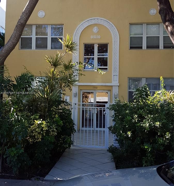 1st image of 1550 Drexel Ave APT 106