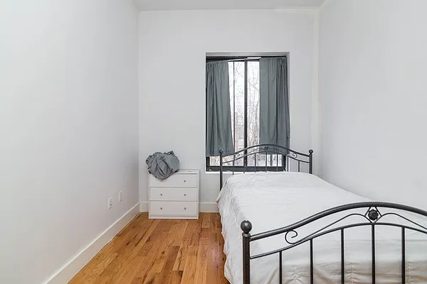 Rented by Nooklyn NYC LLC | media 20