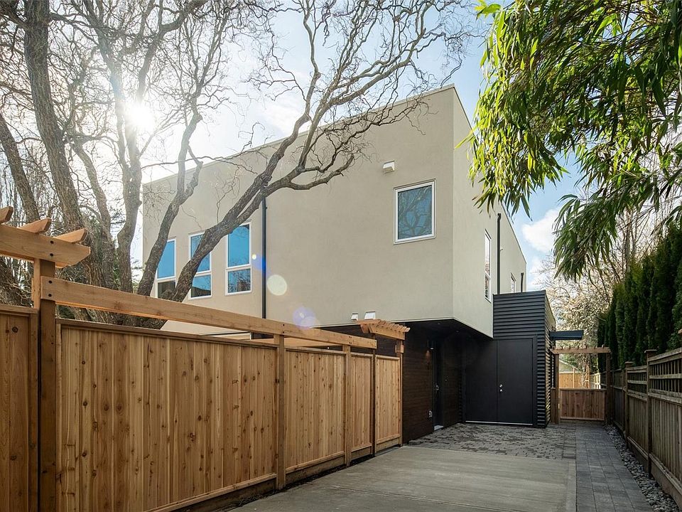 1st image of 920 Island Rd #2