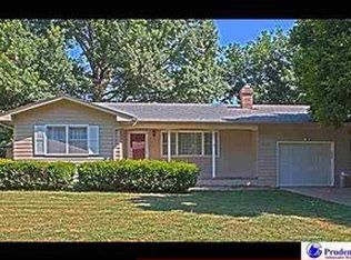 7322 Manderson St, Omaha, NE 68134