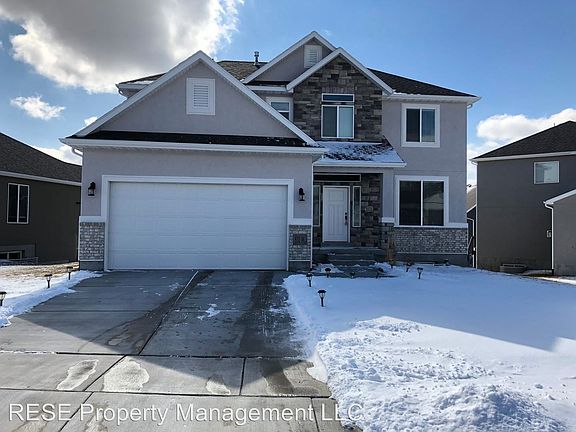 3rd image of 831 W Valley Vista Way