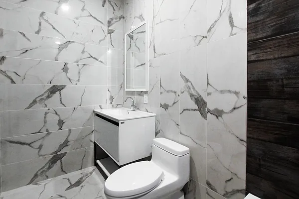 Rented by TheRealEstateCompany.com LLC | media 54