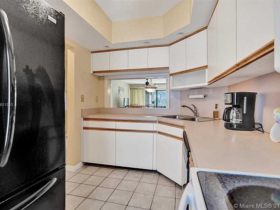 3rd image of 1000 SW 12th St APT 300