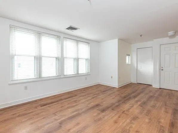126 Tudor St APT F, South Boston, MA 02127