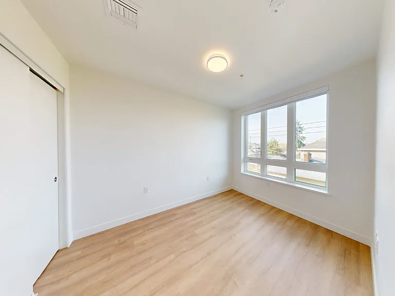3619 Arbutus St — Photo 35