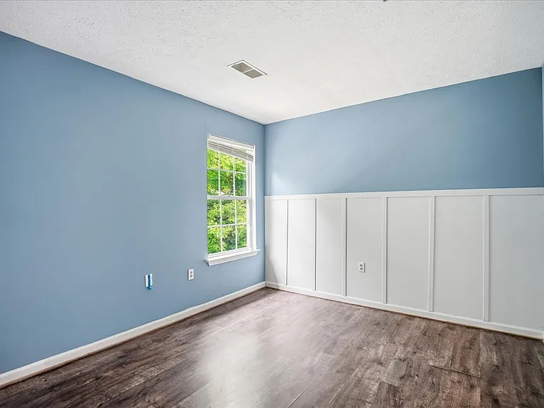 1904 Hilton Ct — Photo 7