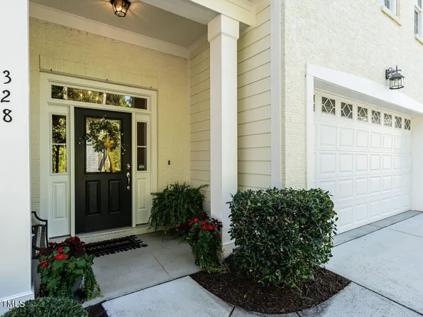 328 Ashton Ridge Ln, Cary, NC 27513