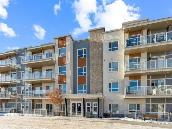 370 E Harvest Hills Cmn NE #407, Calgary, AB T3K 2M8