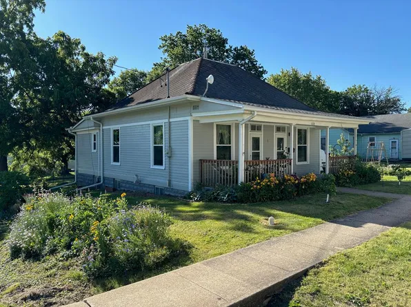 608 N Main St, Edina, MO 63537