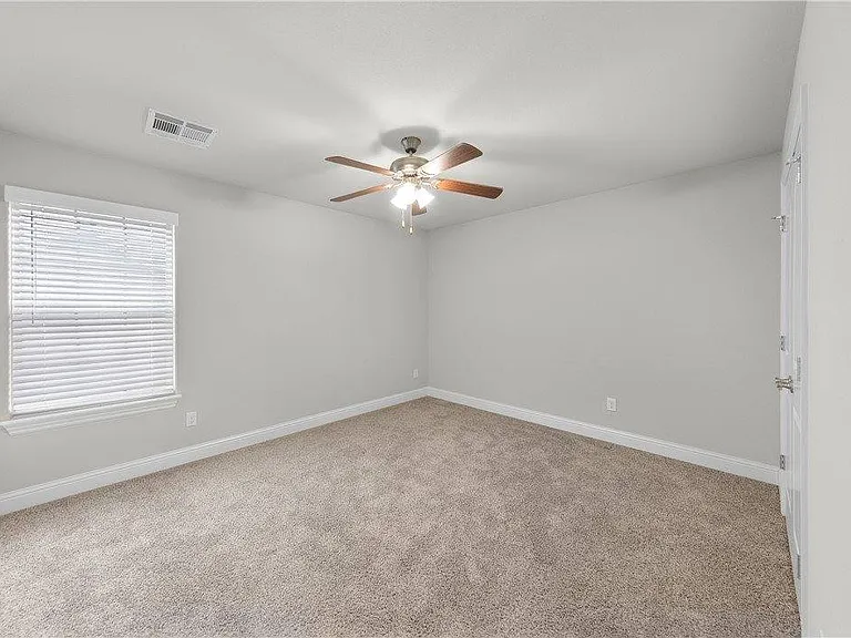 584 Quartz Way — Photo 18