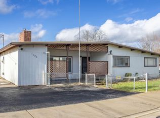 1470 Sun Glo Dr, Grants Pass, OR