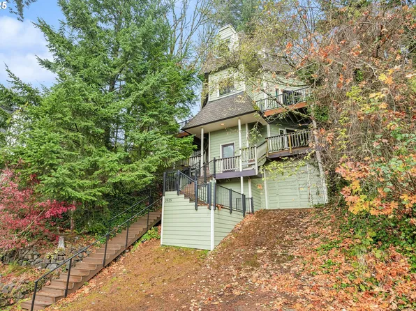 2925 NW Verde Vista Ter, Portland, OR 97210