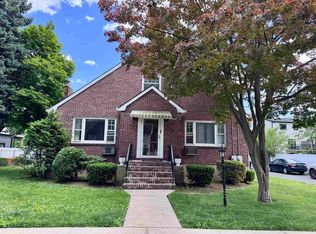816 Kingsland Ave, Fort Lee, NJ 07024