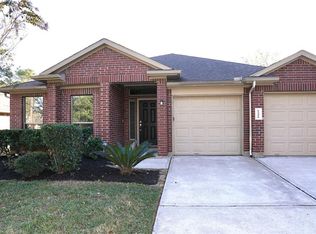 13429 Raintree Dr, Montgomery, TX 77356